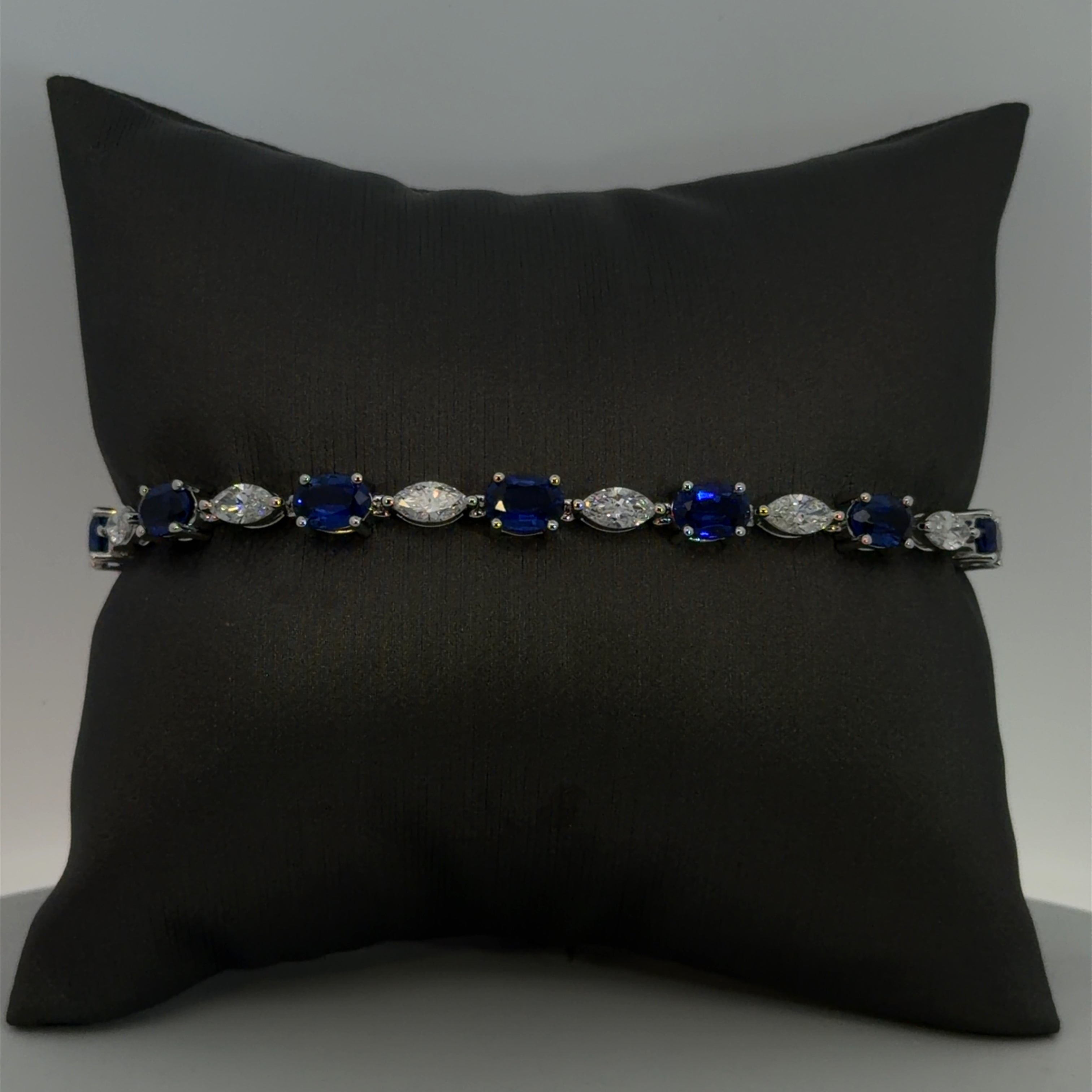 LAB GROWN - Diamond Bracelets